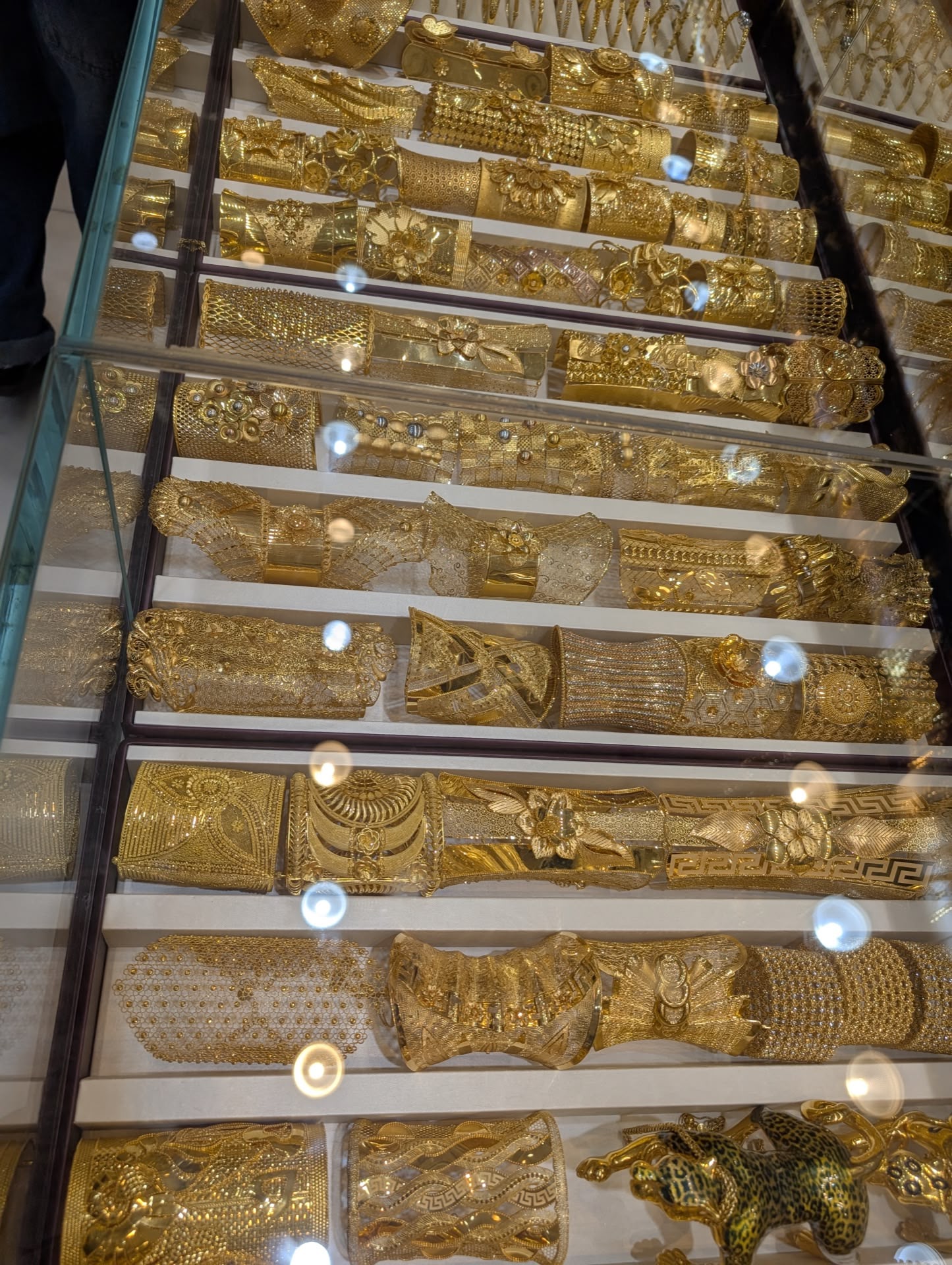 Gold Market din Dubai: O Călătorie Strălucitoare în Inima Luxului