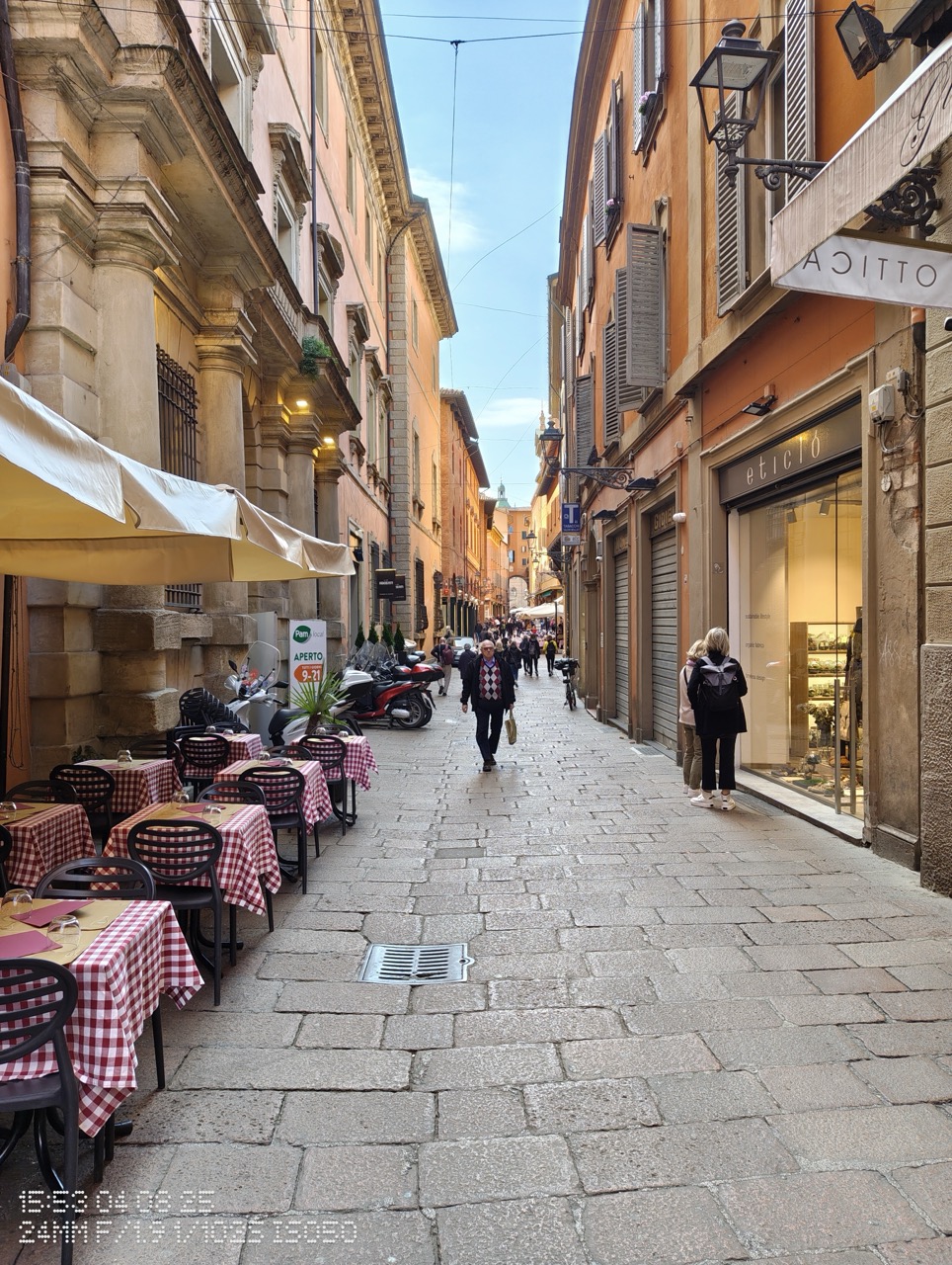 City Break la Bologna: Paste, Pizza, Panini și Gelato