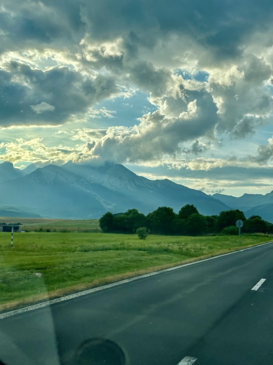 Ce sa faci in Zdiar, Slovacia: Comoara Ascunsă din Munții Tatra