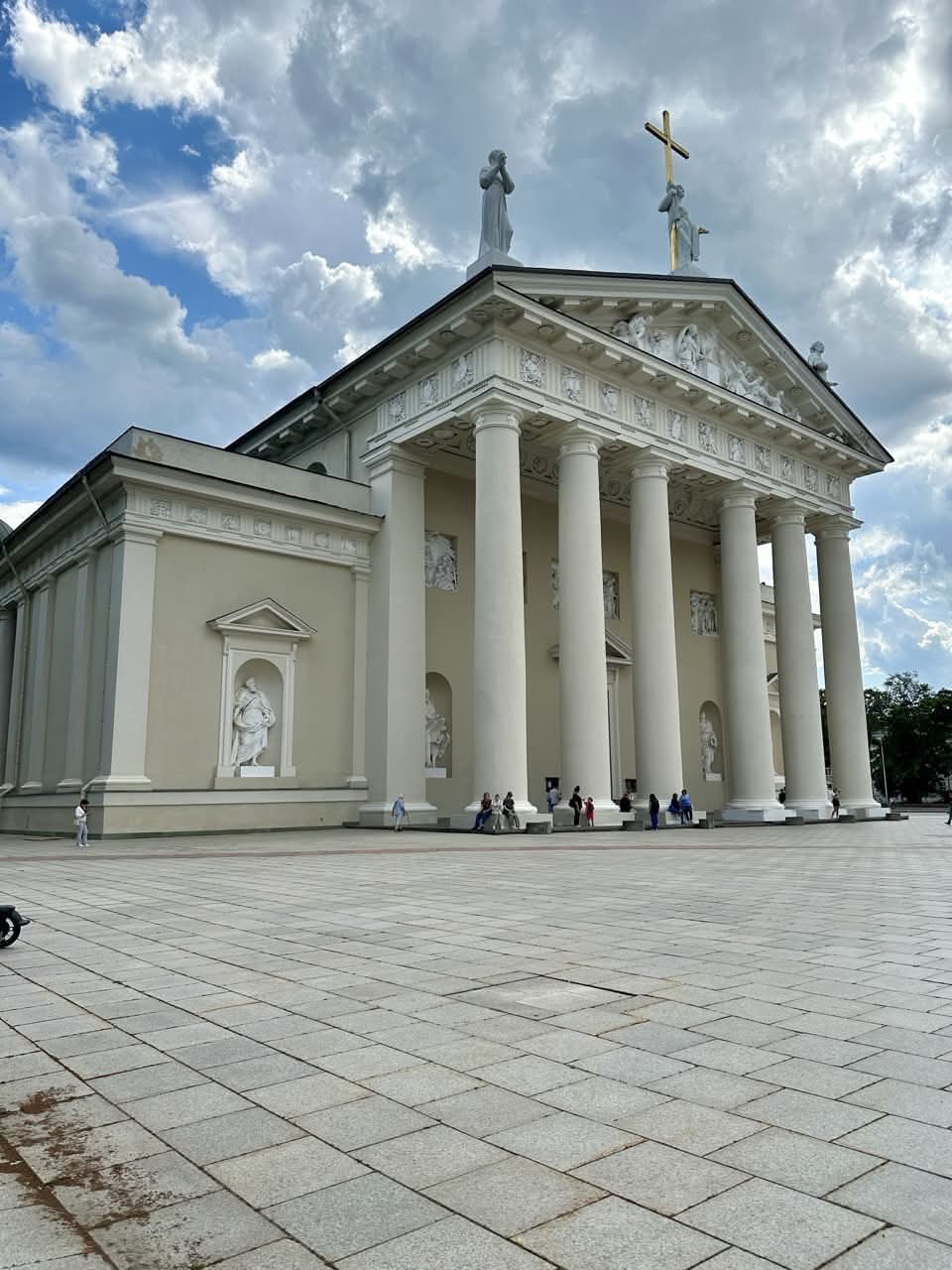 Ghid Vilnius: Ce Să Faci în Capitala Barocă a Lituaniei (2025)
