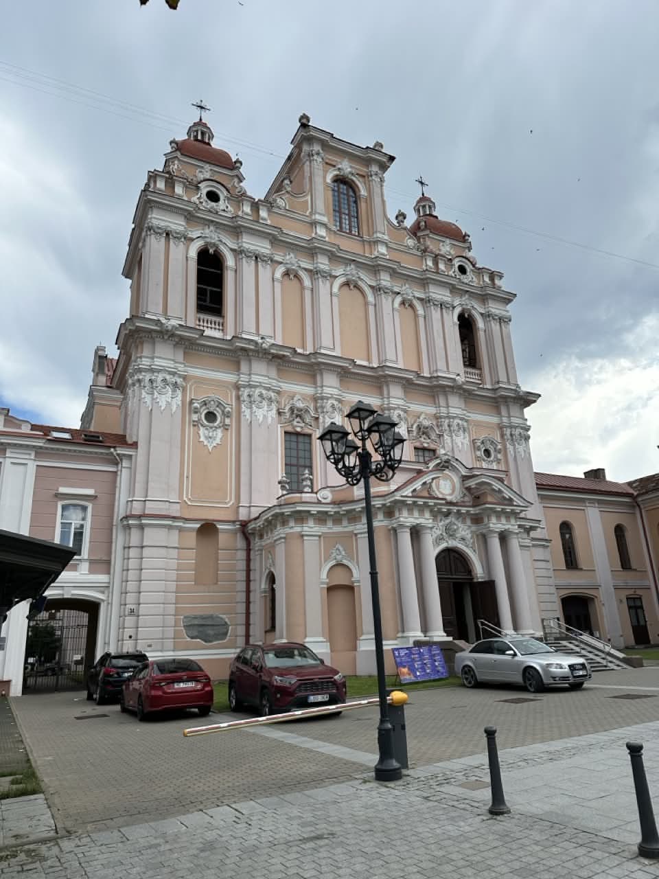 Ghid Vilnius: Ce Să Faci în Capitala Barocă a Lituaniei (2025)