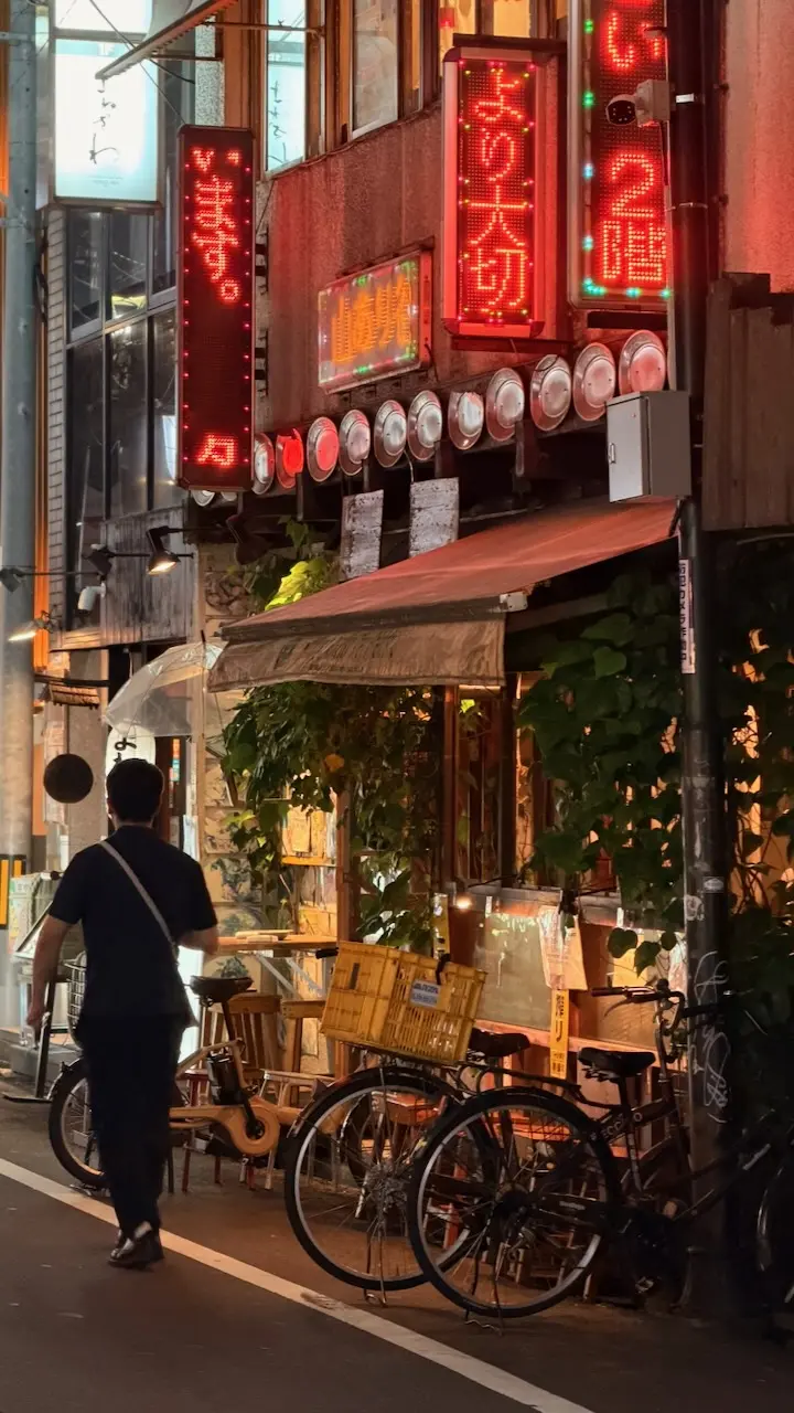 Image 6 for GT41: Asia | Osaka: Haos cu reguli și cafea la cinci minute
